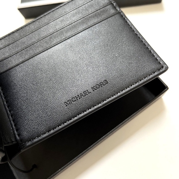 NWT MICHAEL KORS Solid Black Slim Billfold Wallet w/ Metal Logo – Boxed Gift - Picture 5 of 6